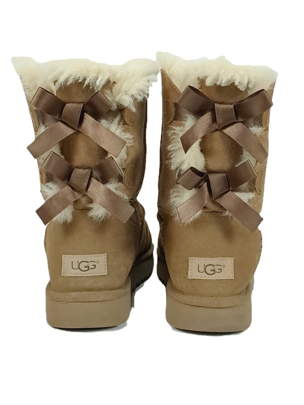UGG Bailey Bow II Boots Women 9 Chestnut Tan Sheepskin Leather Suede Bow 1016225